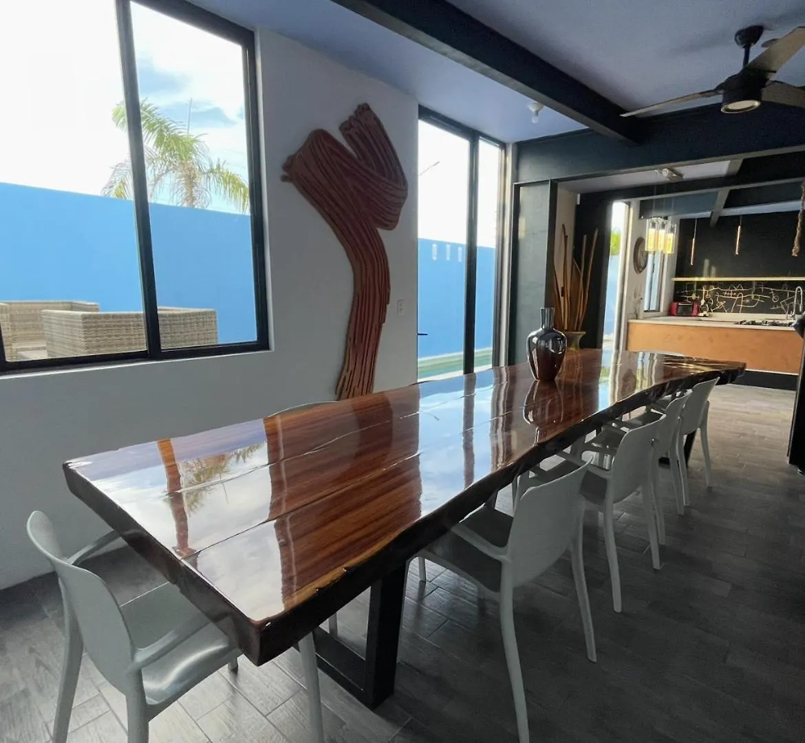 別荘 プレヤデルカーメン Piscina Privada, Casa Gigante De Lujo, Familiarヴィラ